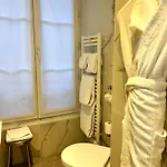 Hotel De Varenne 4*