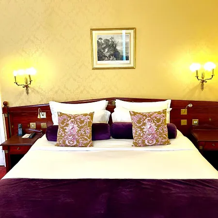 De Varenne 4* Paris