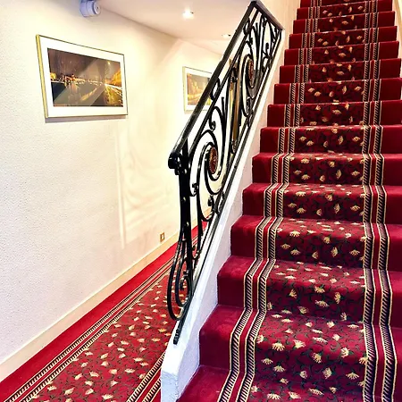 Hotel De Varenne Paris
